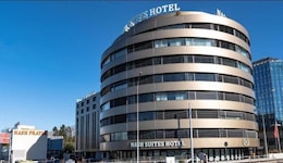 Nash Suites Airport Hotel