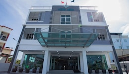 Adya Hotel Chenang