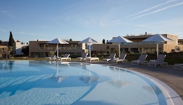 White Shell Beach Villas
