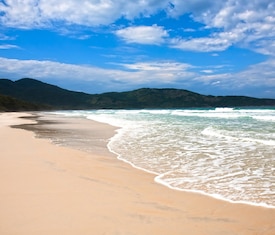 Meilleures offres de croisières à Ilha Grande (Brésil).