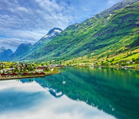 Meilleures offres de croisières à Olden (Norvège).