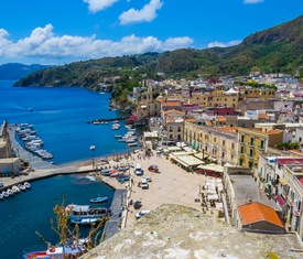 Meilleures offres de croisières à Lipari et Stromboli (Italie).