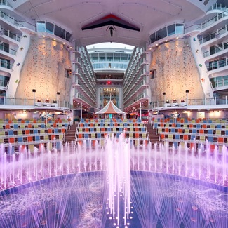 Aquatheater et Boardwalk