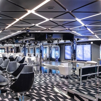 Studio TV et bar