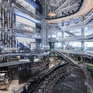 Atrium sur quatre ponts