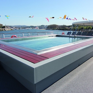 Piscine ouverte