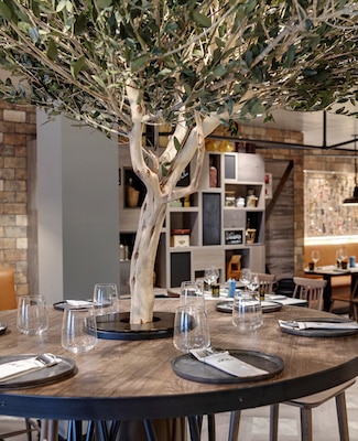Restaurant Hola Tapas by Ramon Freixa