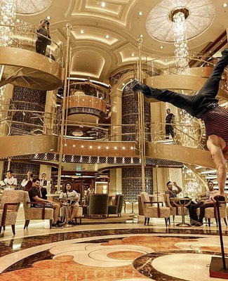 Atrium Piazza Sky Princess