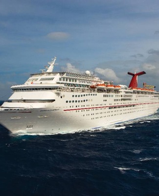 Carnival Fantasy - Vue frontale