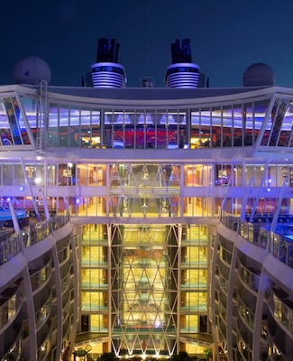 Image Oasis of the Seas 7
