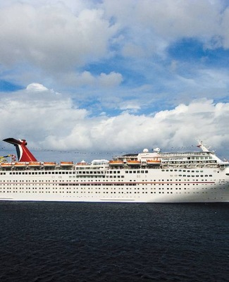 Carnival Fantasy - Vue latérale