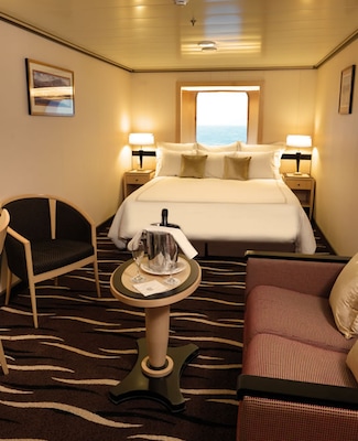 Image Queen Mary 2 21