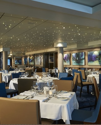 Norwegian Star restaurant aqualina