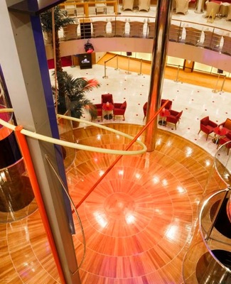 Hall Costa Victoria