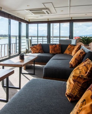Salon et Bar CroisiEurope