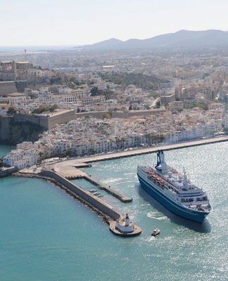 Jules Verne au port d