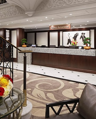 Image Azamara Quest Desire 8