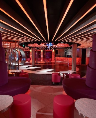 Image Carnival Breeze 23