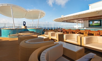 Vibe Beach Club