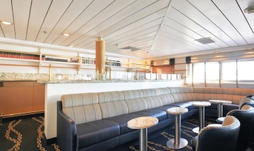Explorer Lounge