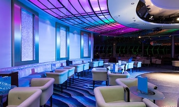 Celebrity Lounge