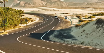 Route sur la Plage des Canaries