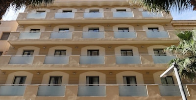 Hotel Rusadir