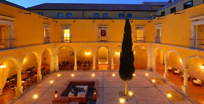 Pousada Convento De Tavira - Historic Hotel