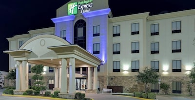 Holiday Inn Express & Suites Denton Unt- Twu, An Ihg Hotel