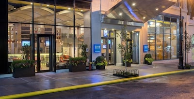 TRYP By Wyndham New York City Times Square / Midtown