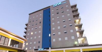 One La Paz Hotel