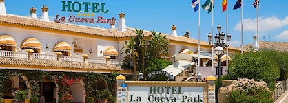 La Cueva Park