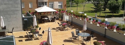 Hotel FC  Infantas De Leon
