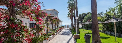 Playa De La Luz Hotel