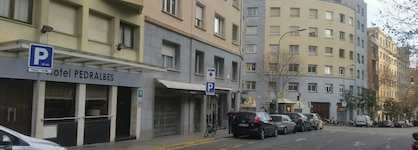 Limehome Barcelona Carrer De Fontcoberta
