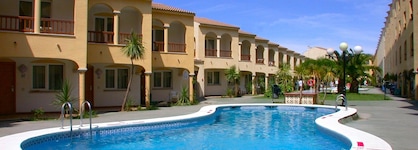 Apartamentos Turísticos Jardines Del Plaza