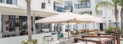 Tsokkos Holiday Hotel Apartments
