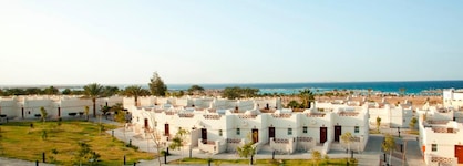 Sunrise Juman Beach Resort