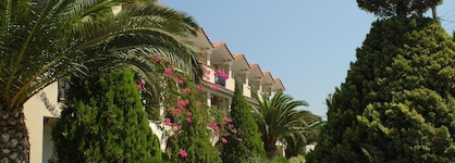 Letsos Hotel