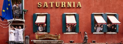 Hotel Saturnia & International