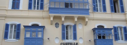 Castille Hotel