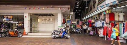 First House Hotel