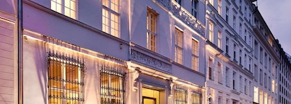 Artotel Berlin Mitte By Park Plaza, Powered By Radisson Hotels