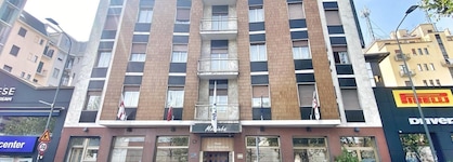 Mokinba Hotels Sant'ambroeus