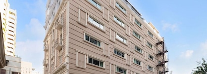 Court Wing Hotel Sukhumvit Bangkok