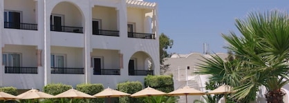 Royal Nozha Hotel