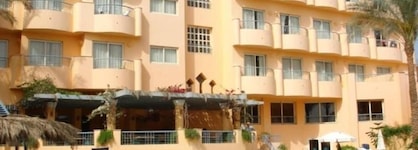 Sea Garden Hotel