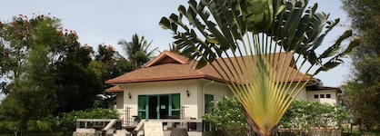 Beringgis Beach Resort & Spa