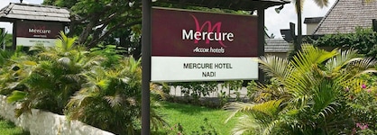 Mercure Nadi