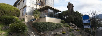 Blue Hills Motel